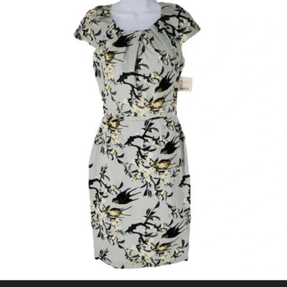 NWOT- “PEONY” FLORAL DRESS WITH BELT DETAIL - Picture 1 of 9